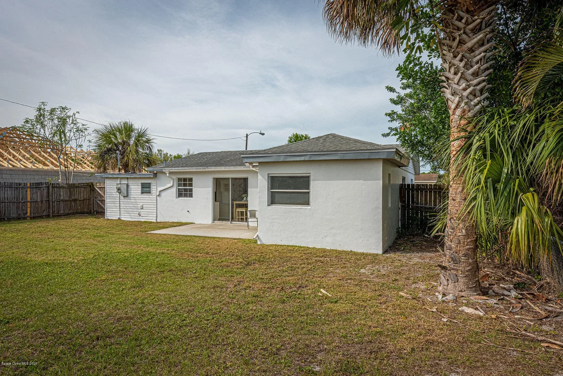 Photo of 2711 Locksley Road