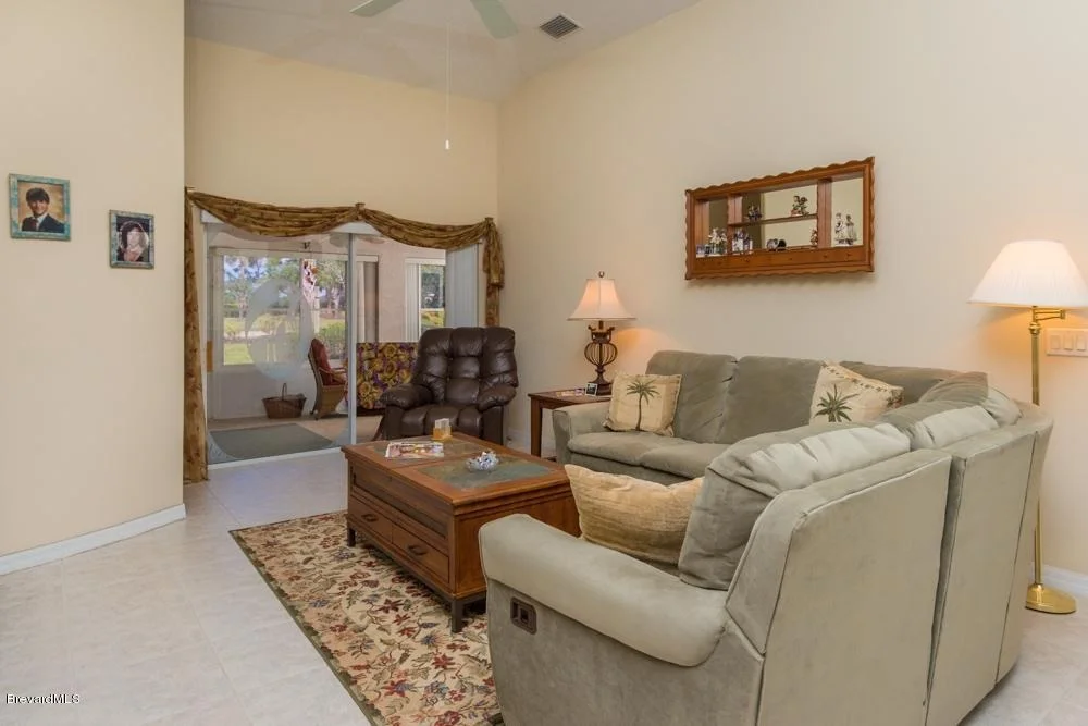 Photo of 7258 Broderick Drive
