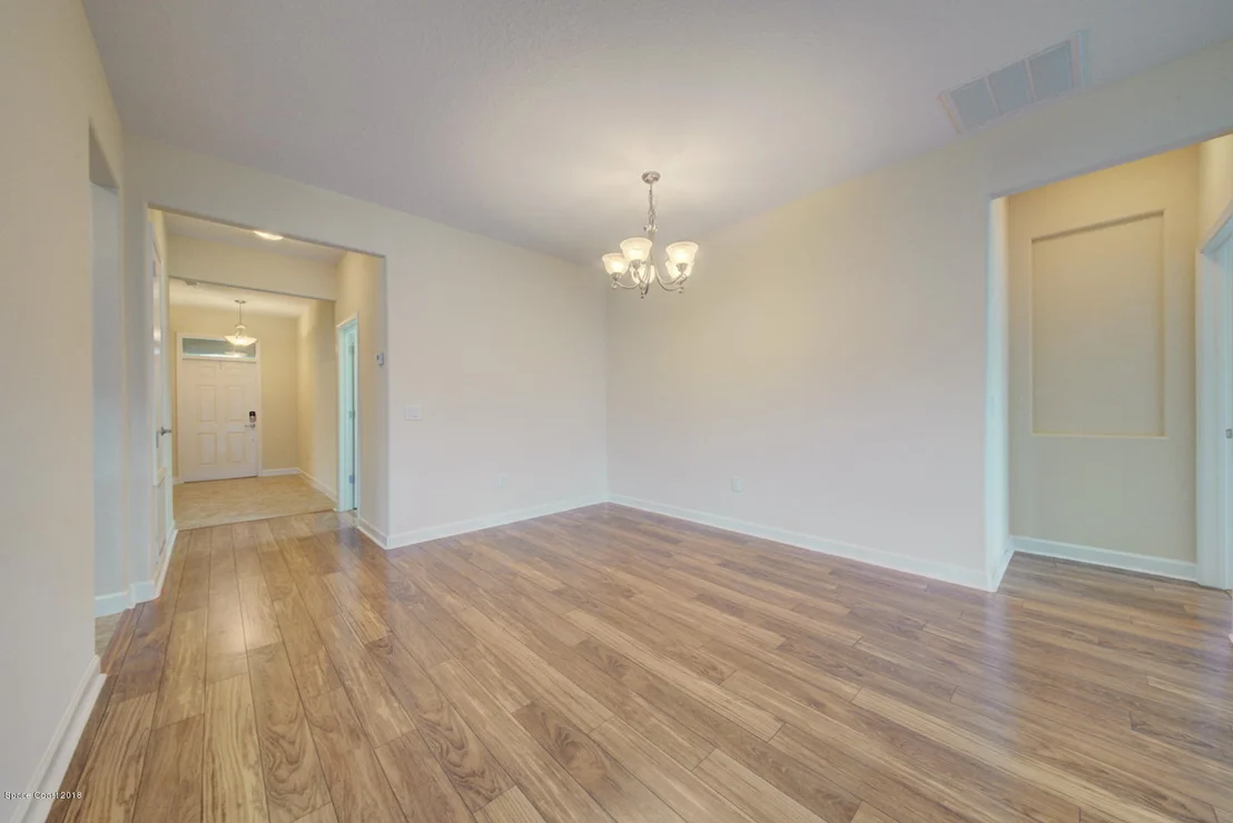Photo of 6763 Newhall Lane