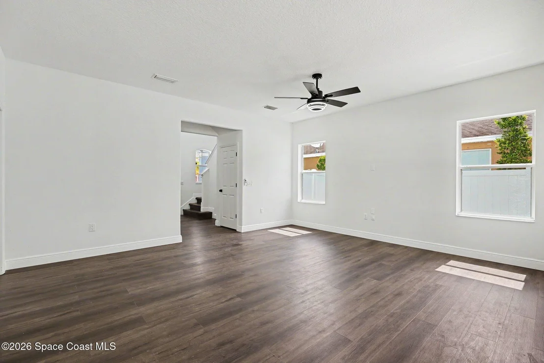 Photo of 2030 Bridgeport Circle