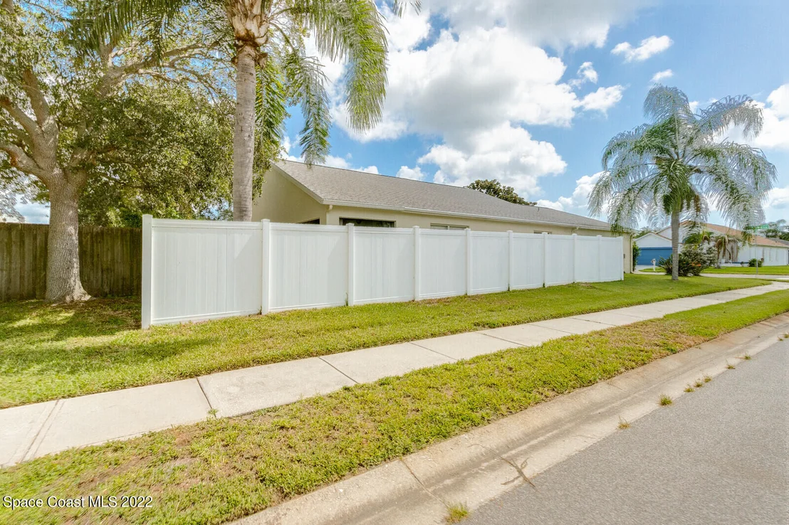 Photo of 2832 Saint Robert Drive