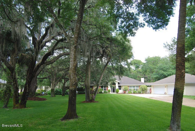 Photo of 330 Campbell Drive