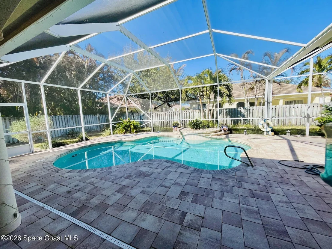 Photo of 336 Southampton Drive