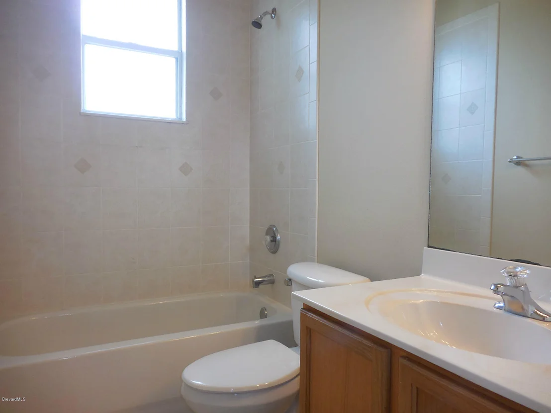 Photo of 194 SE Ridgemont Circle