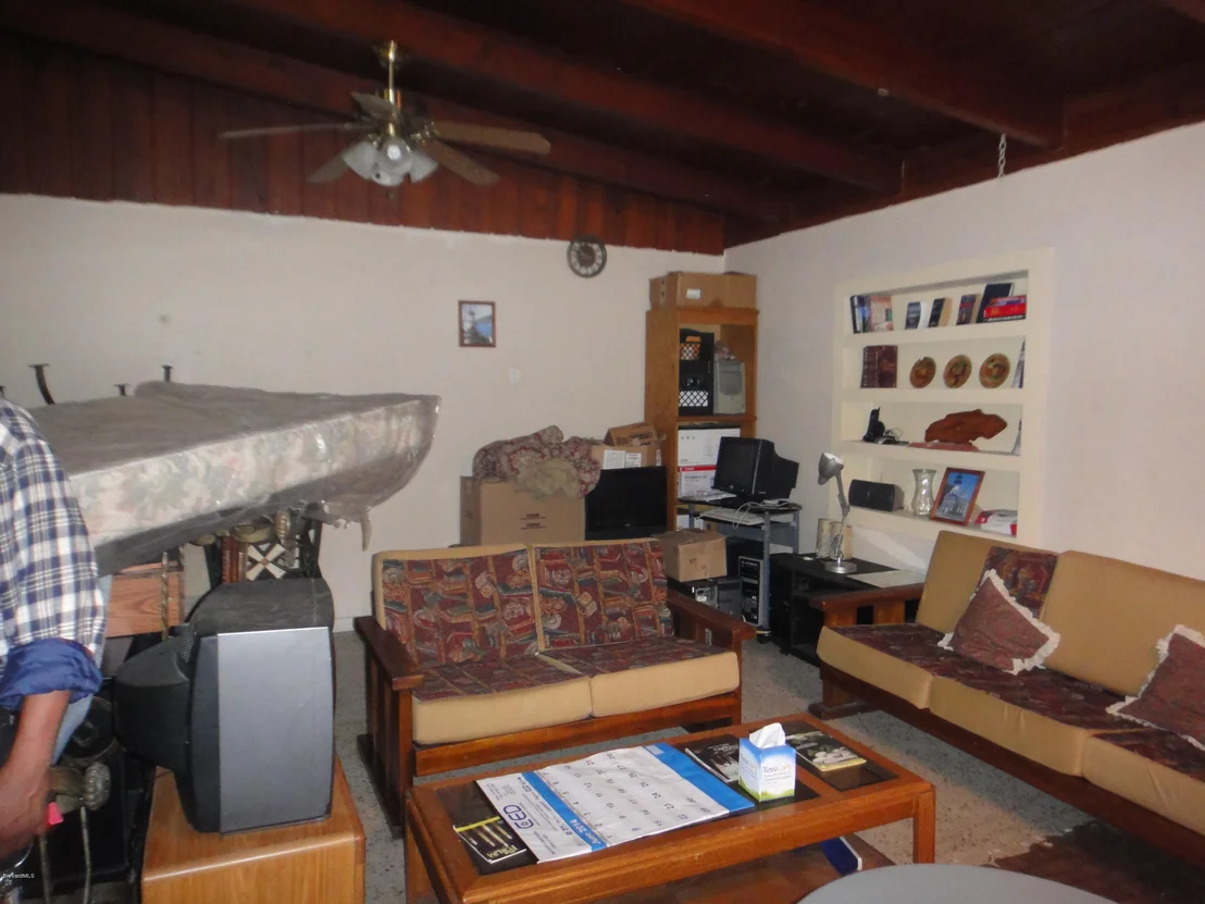 Photo of 116 NW Irwin Avenue