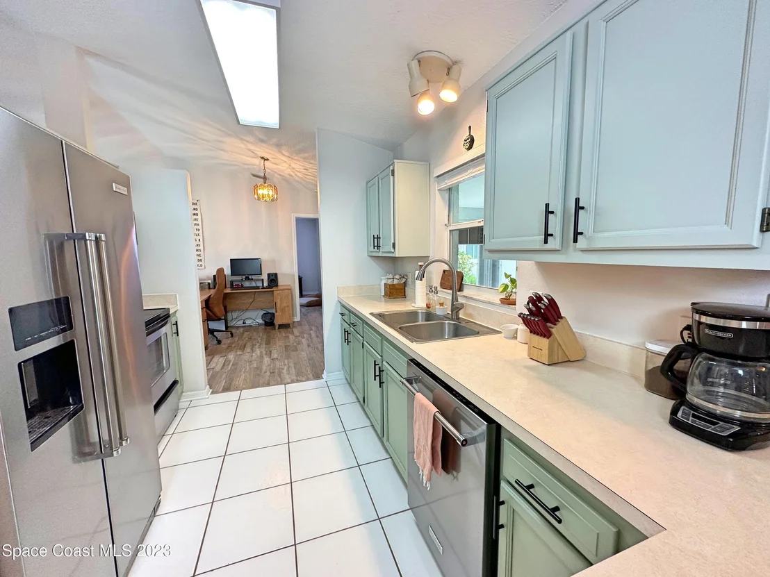 Photo of 1305 Ambra Drive
