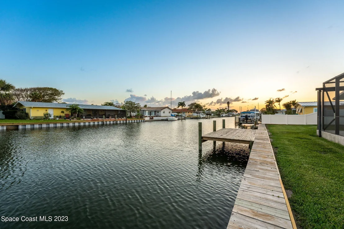 Photo of 339 Brightwaters Drive