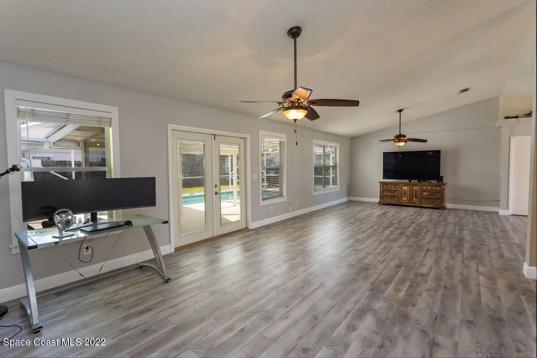Photo of 2575 Bent Pine Street