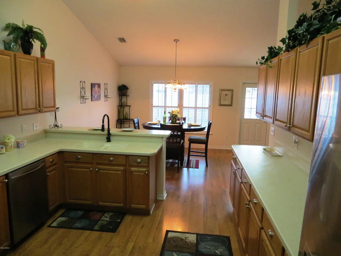 Photo of 1500 Whitman Drive