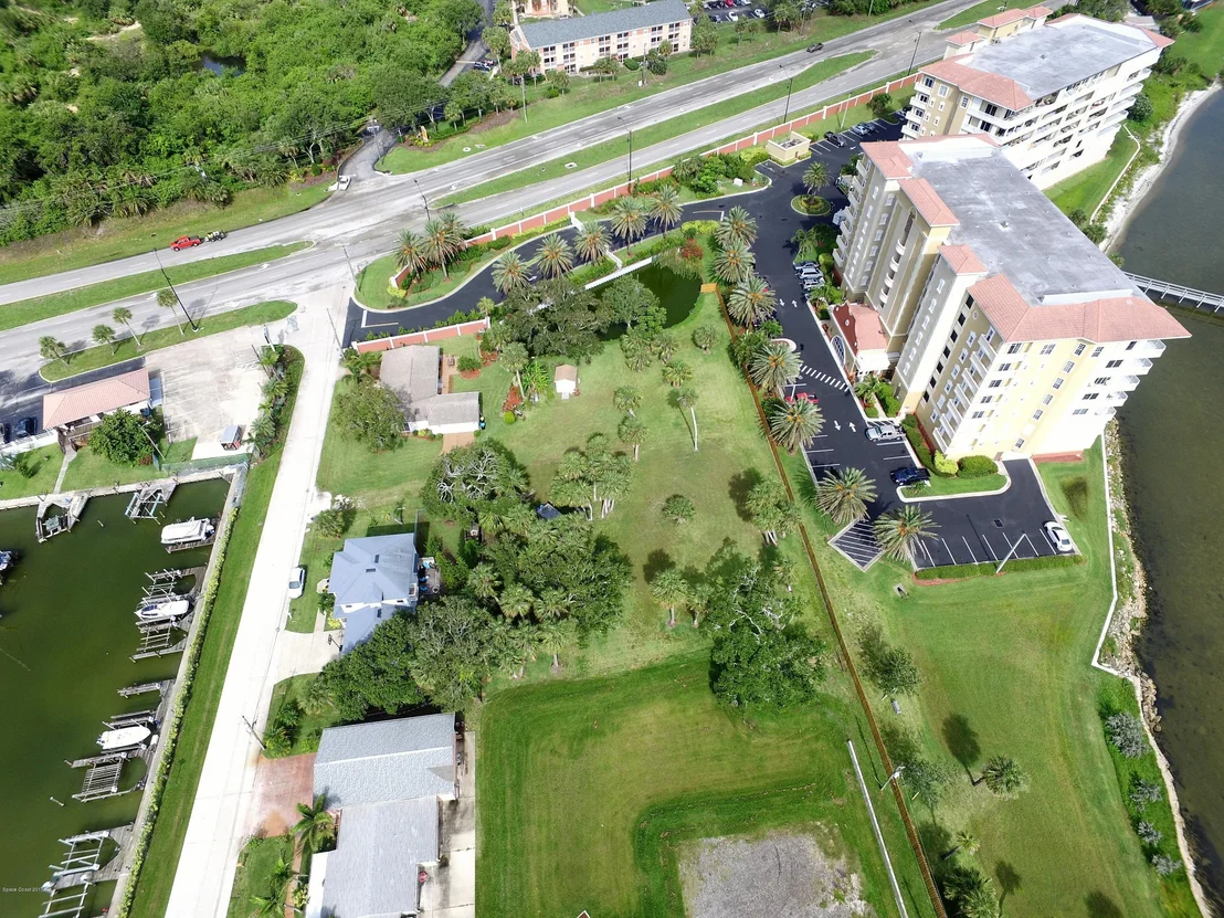 Photo of 3401 Gran Avenue NE