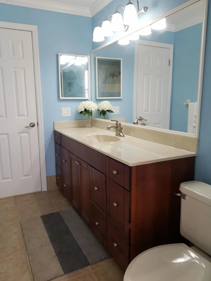 Photo of 421 Sparrow Drive