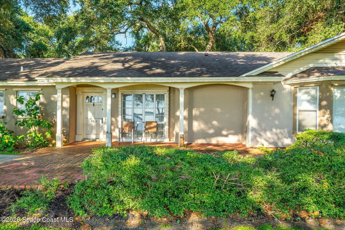 Photo of 925 N Indian River Drive