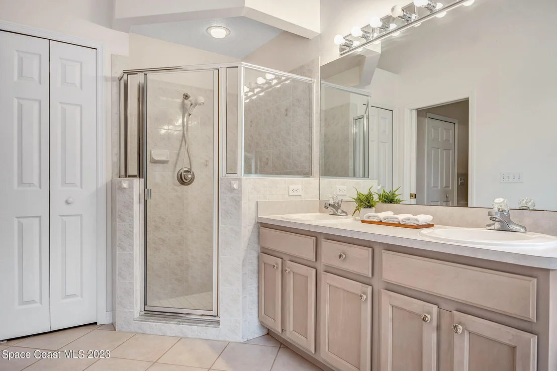 Photo of 7657 Candlewick Drive