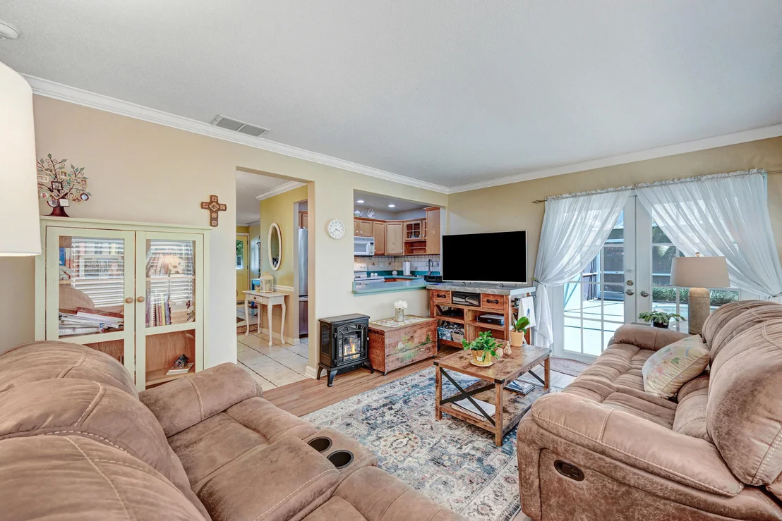 Photo of 536 Ixora Dr Drive
