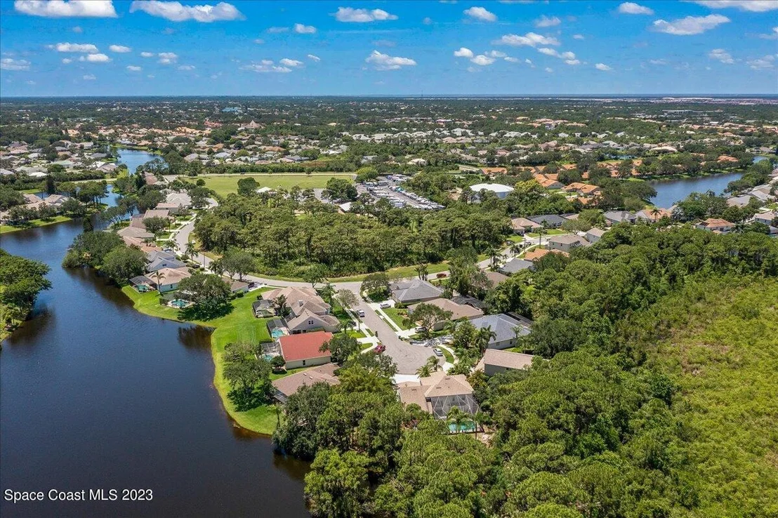 Photo of 708 Danesbrook Way