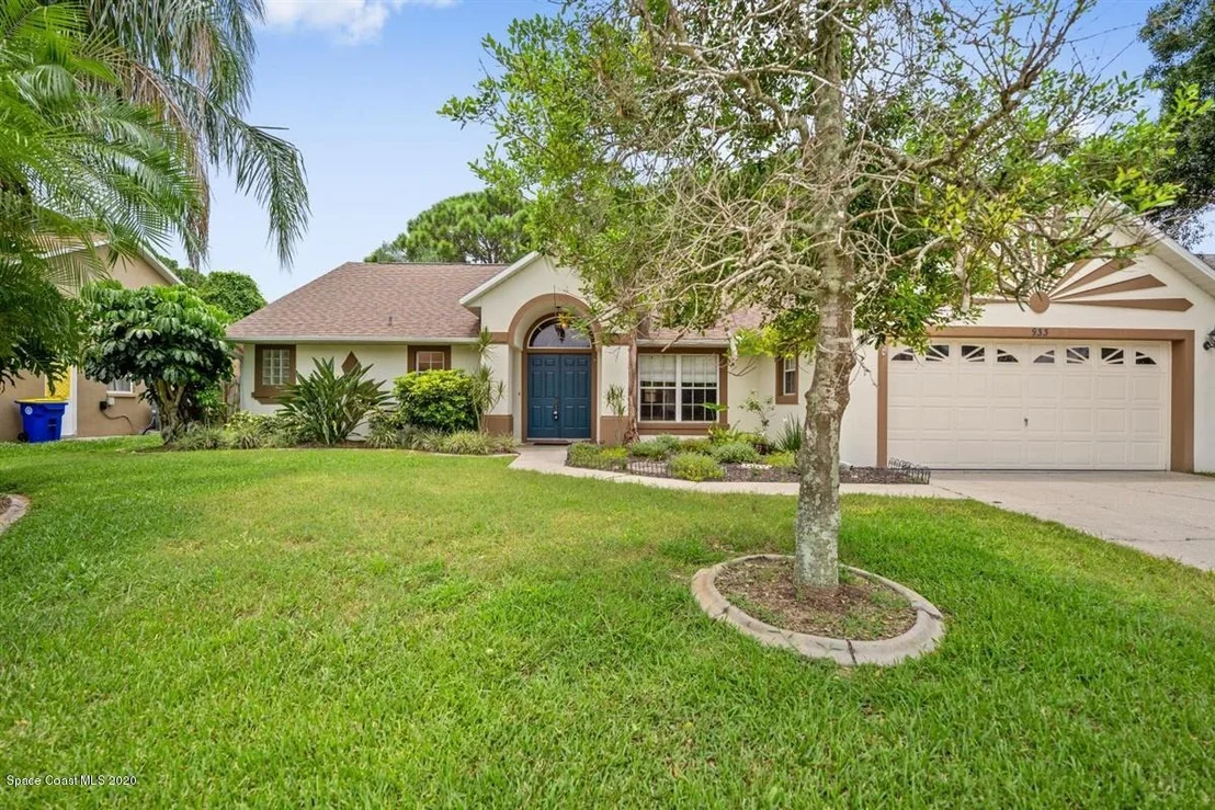 Photo of 933 Osprey Lane