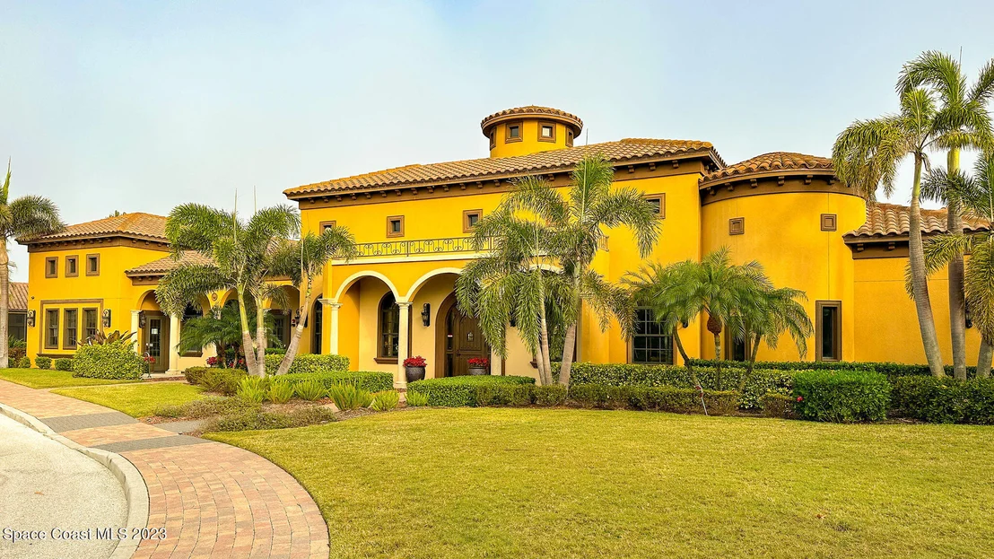Photo of 609 Monterey Drive