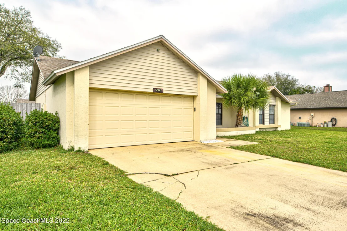 Photo of 2472 Nobility Avenue
