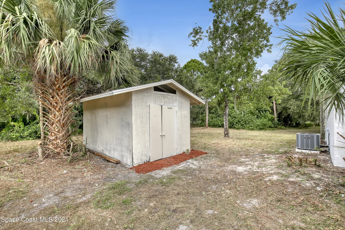 Photo of 4805 Citrus Boulevard