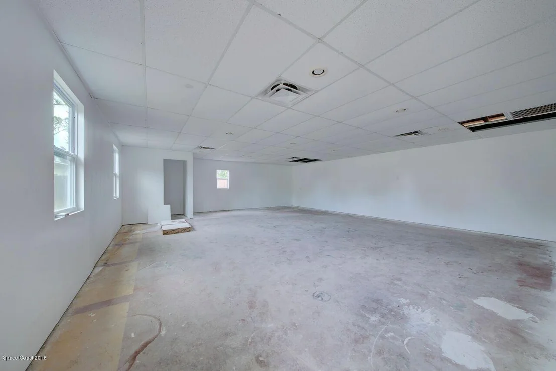 Photo of 2665 Lakehill Road