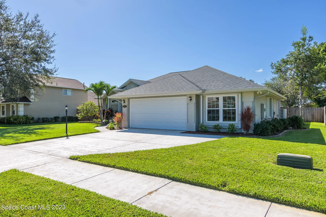 Photo of 6147 Arlington Circle