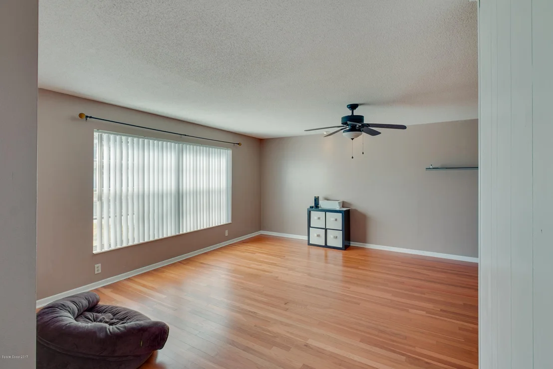 Photo of 1059 La Paloma Drive