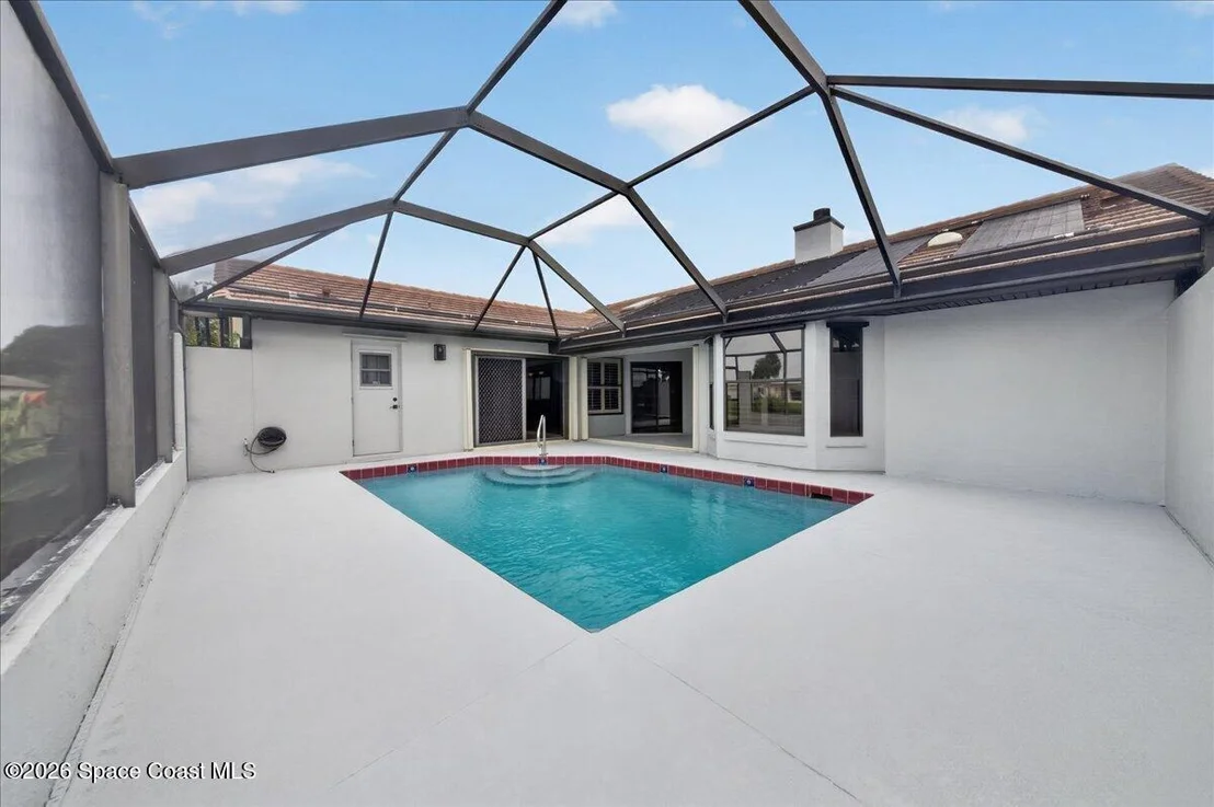 Photo of 340 Oak Haven Drive