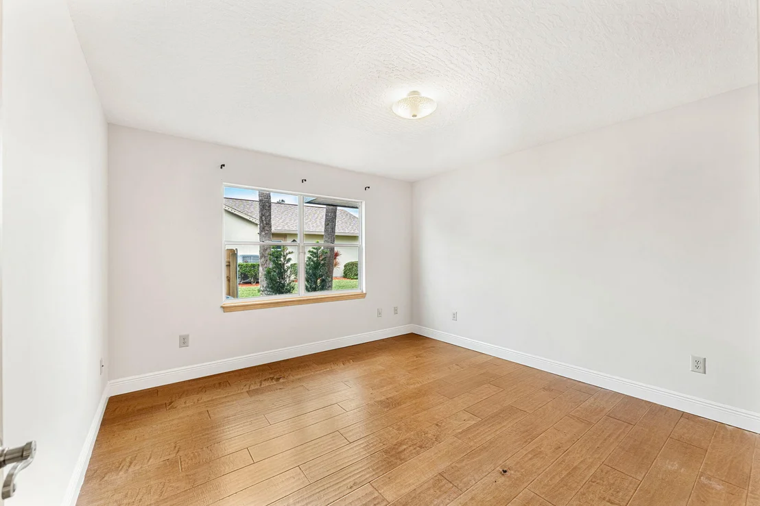 Photo of 670 Rossmoor Circle