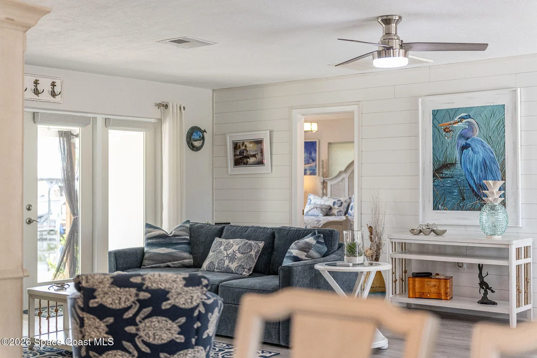 Photo of 452 Cardinal Drive