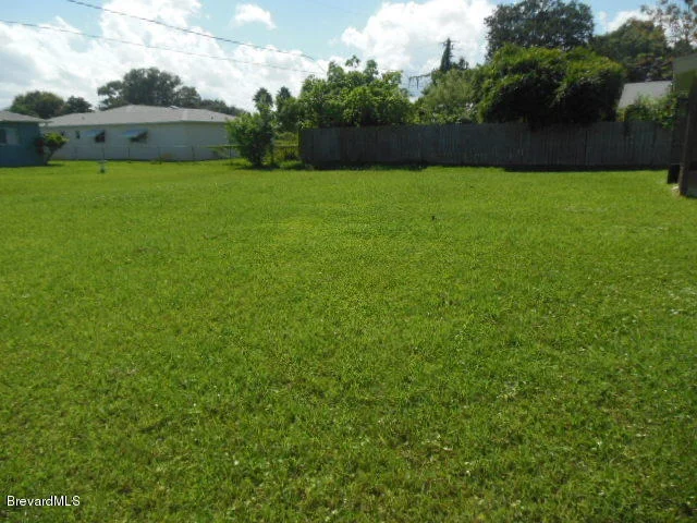 Photo of 1862 NE Fallon Boulevard