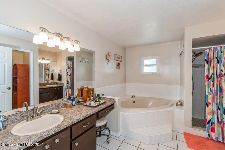 Photo of 811 Topaz Drive