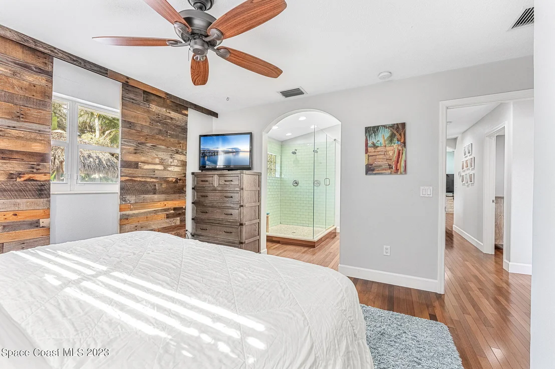 Photo of 425 Cinnamon Drive