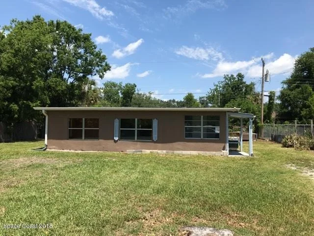 Photo of 2546 Coconut Drive