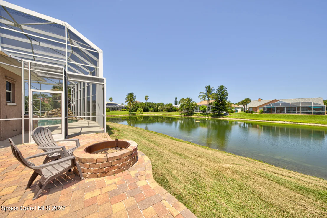 Photo of 334 Island Drive