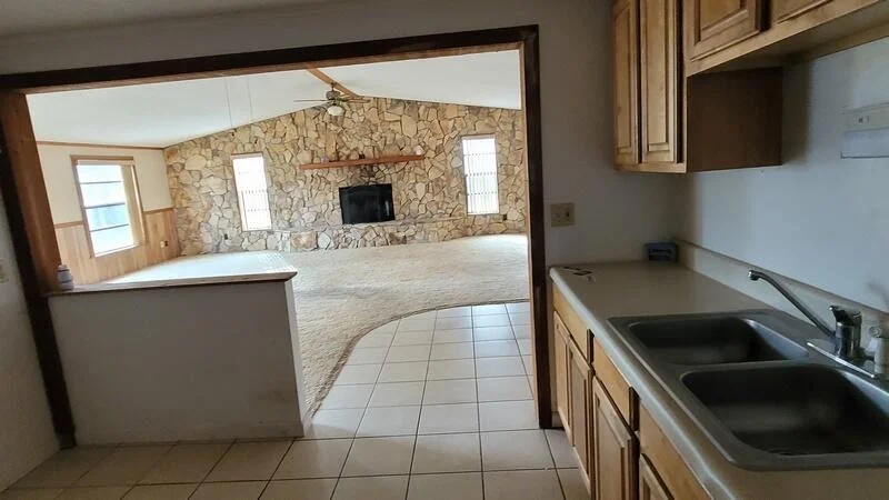 Photo of 6010 Apple Avenue