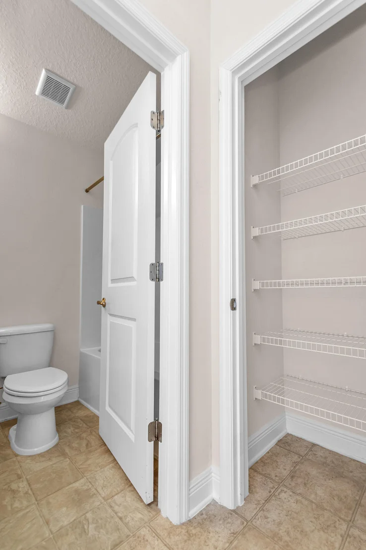 Photo of 6054 Serene Place W