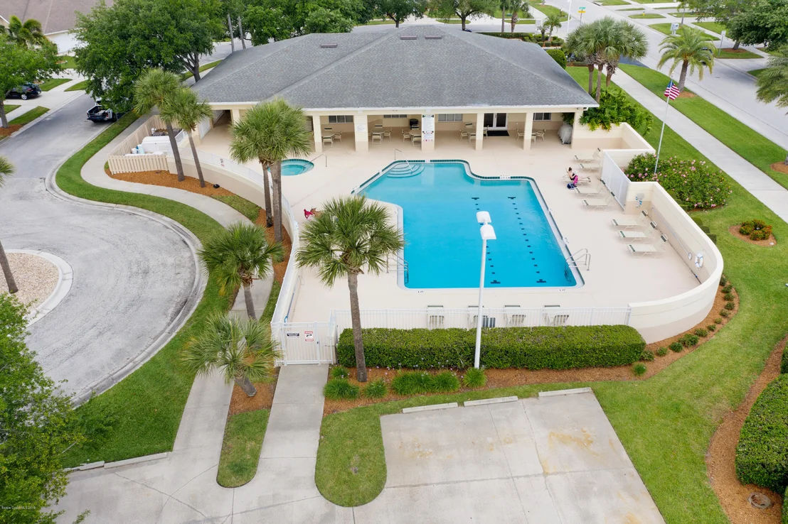 Photo of 2573 Addington Circle