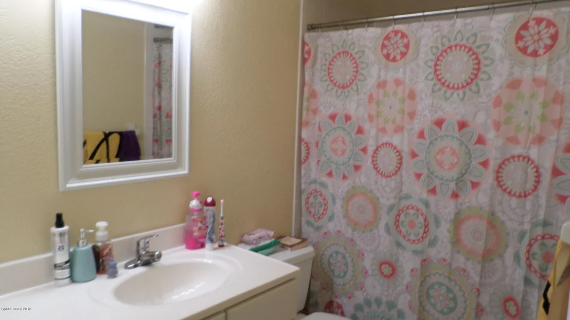 Photo of 944 Jamestown Drive