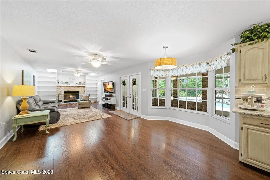 Photo of 5030 Timber Lane Drive
