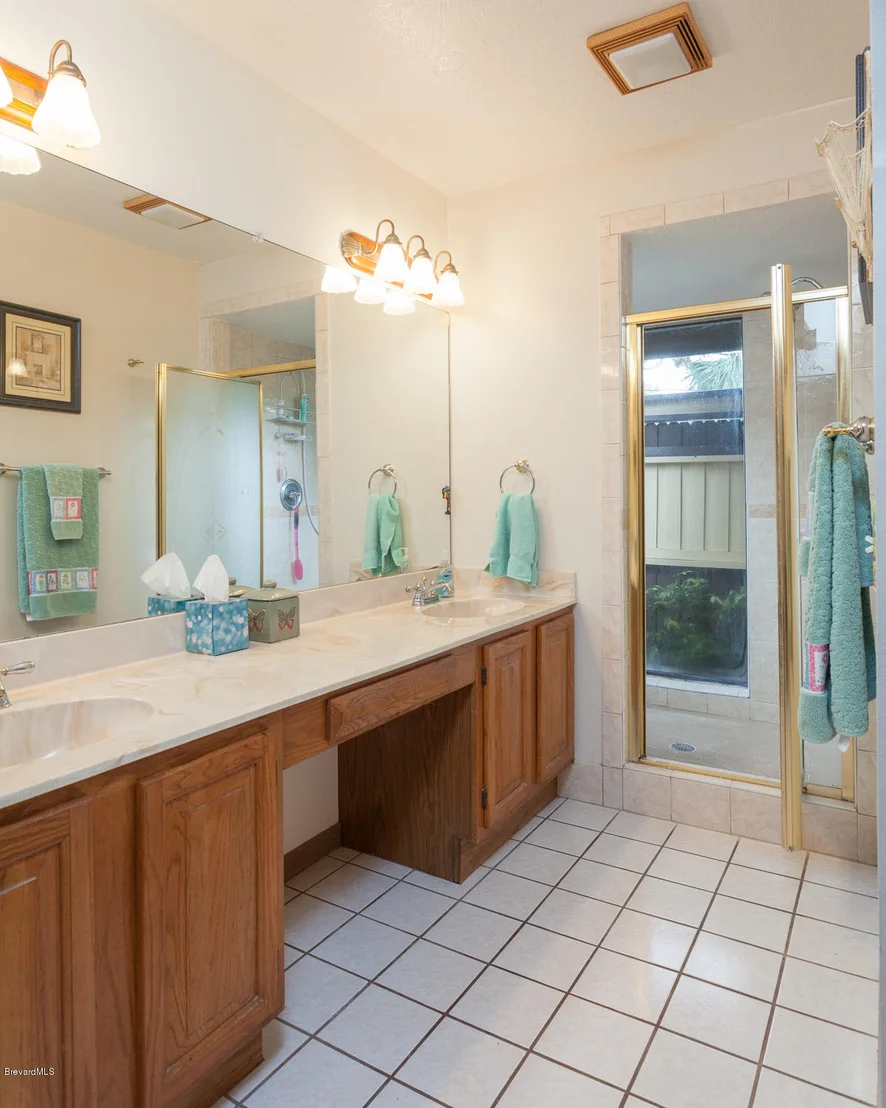 Photo of 2375 Ophelia Lane
