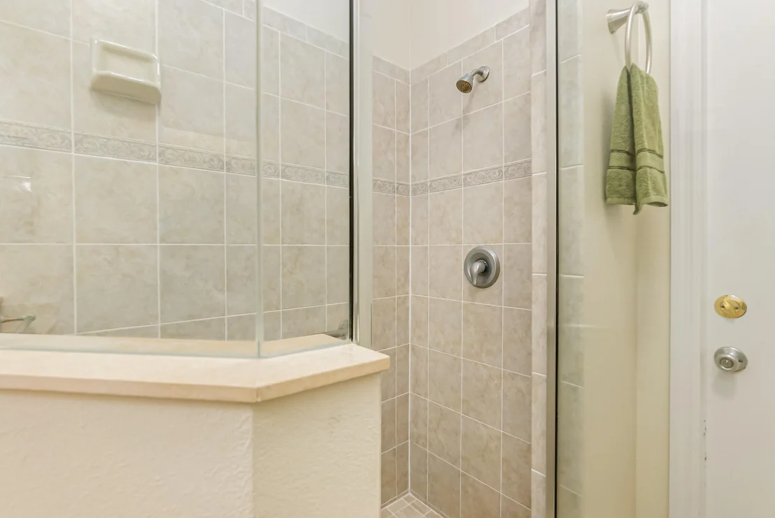 Photo of 2124 Windbrook Drive SE