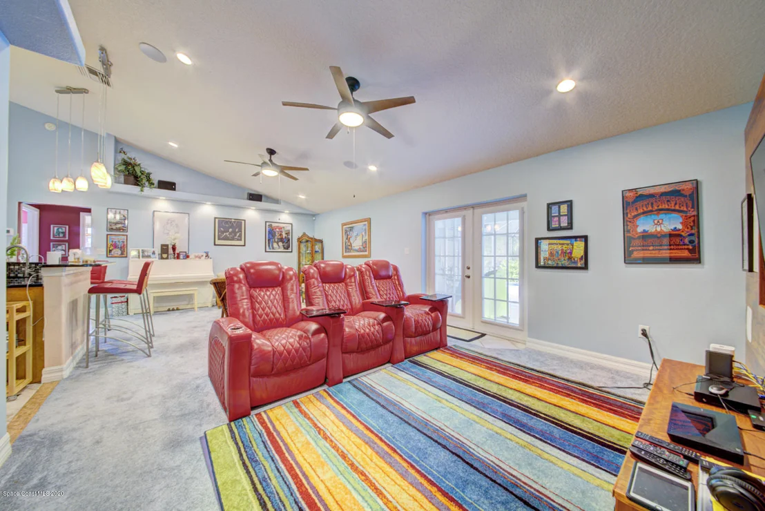 Photo of 4526 Wellington Lane
