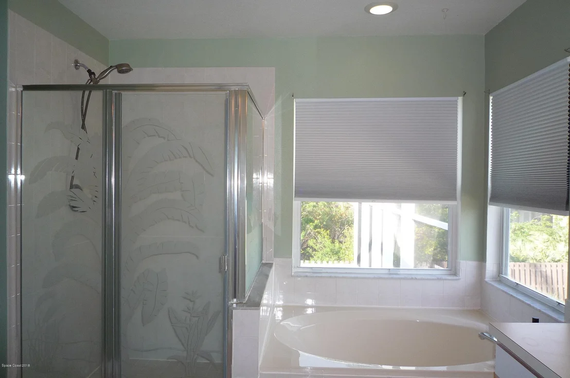 Photo of 1400 Hill Avenue