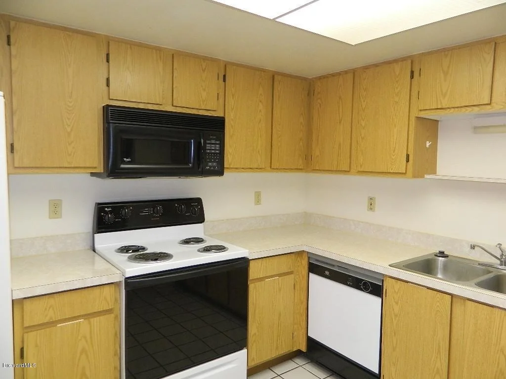 Photo of Unit 108 at 3213 Murrell Road