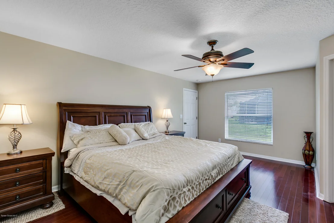 Photo of 943 Del Mar Circle
