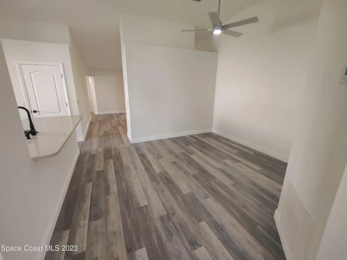 Photo of 944 Wimbledon Drive