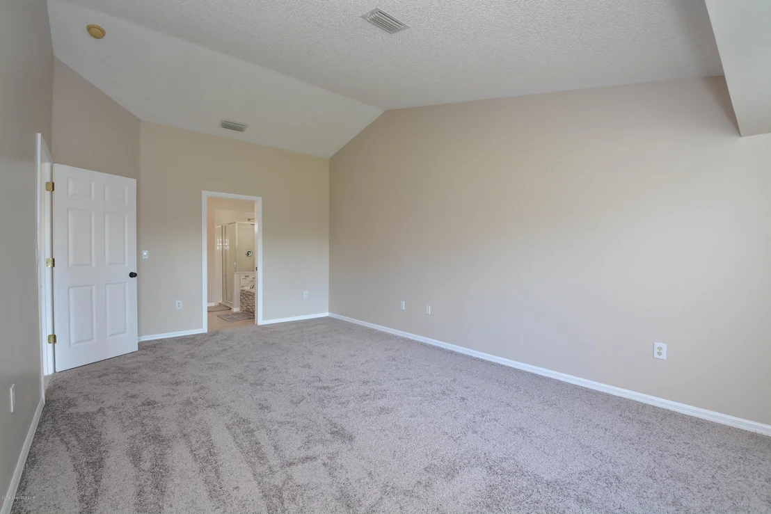 Photo of 1898 Fallon Boulevard NE