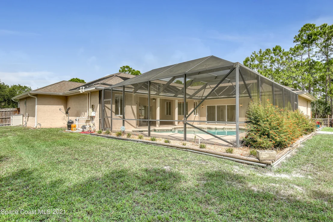 Photo of 2875 Kingfisher Way