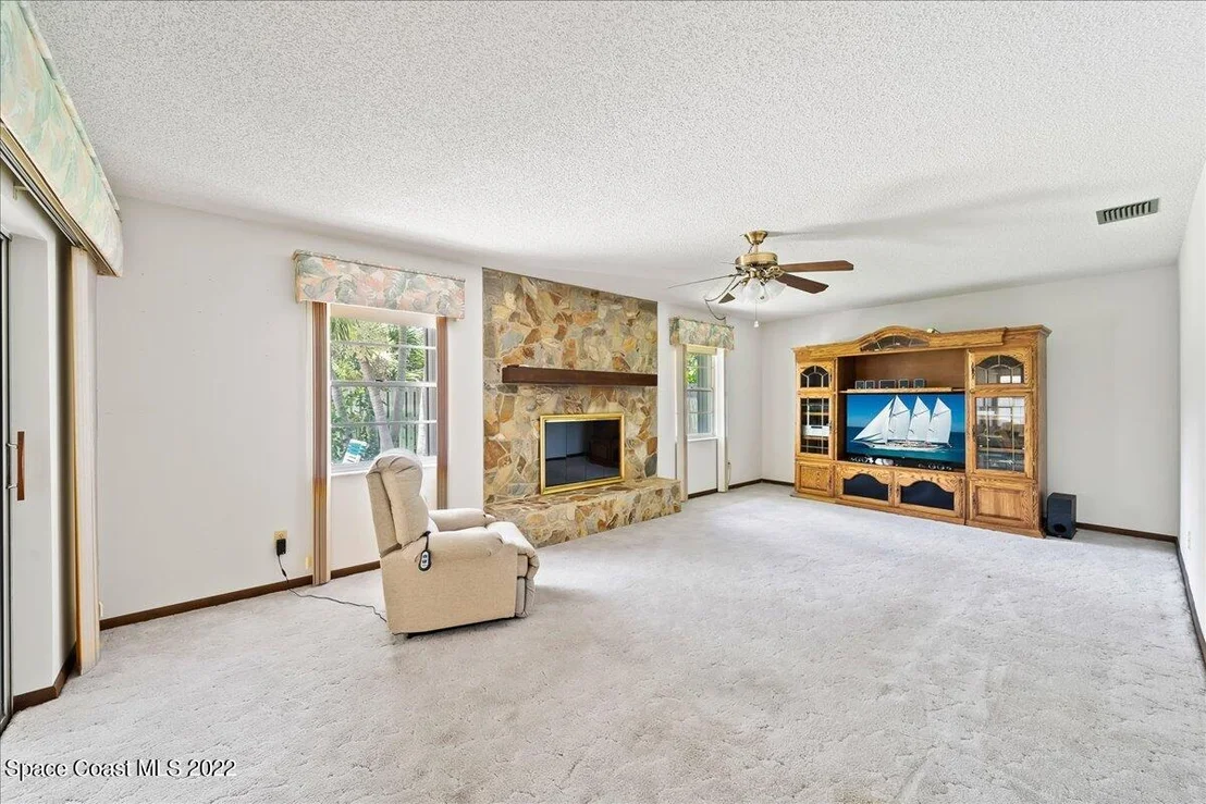 Photo of 680 Verbenia Drive