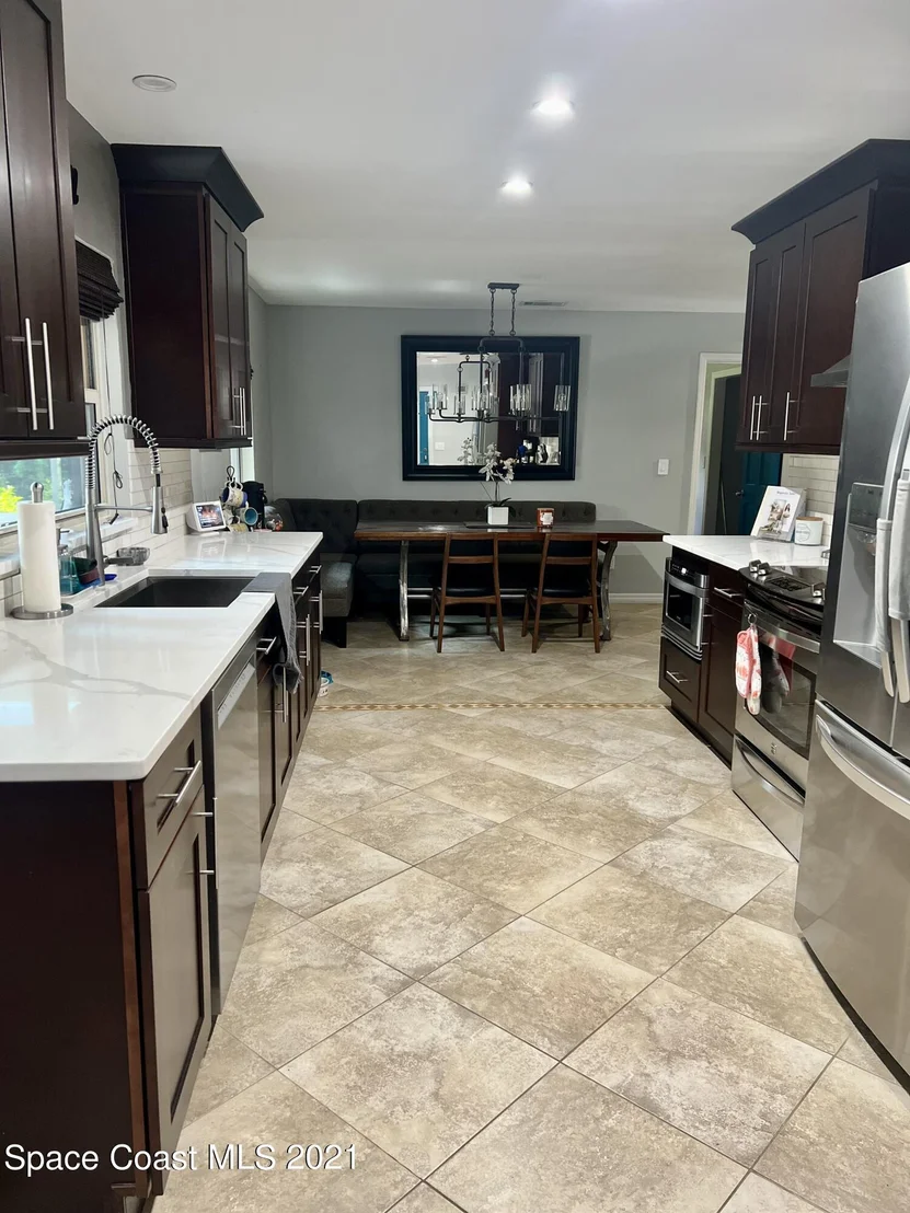 Photo of 412 Alpine Street